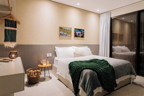 In-room safe, iron/ironing board, free WiFi