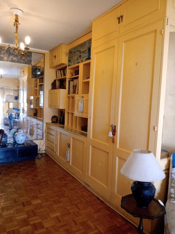 Interior - Charming & Elegant 1 bedroom apartment excellent location Palermo with AC, WiFi (Buenos Aires)