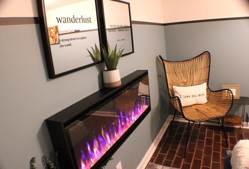 The Hippie Pad In the heart of downtown Abingdon, The Hippie Pad in the heart of downtown Abingdon