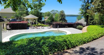 Villa by the Lake, Villa by the Lake- 3BR Condo at The Village on Lake Martin!