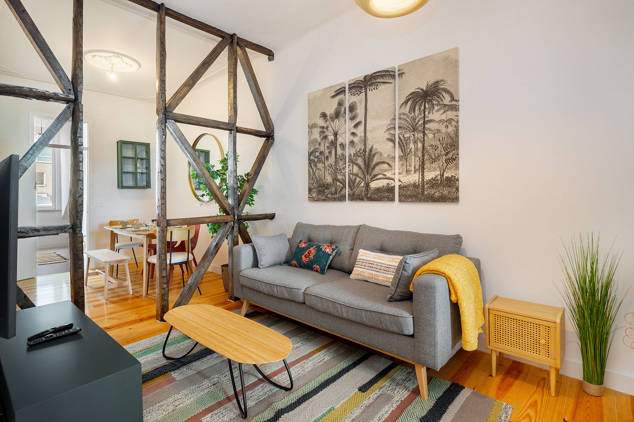 Appartement, 2 chambres | Coin séjour | Télévision à écran plat