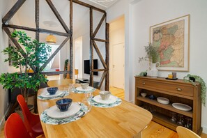 公寓, 2 間臥室 | 客廳 | 平面電視