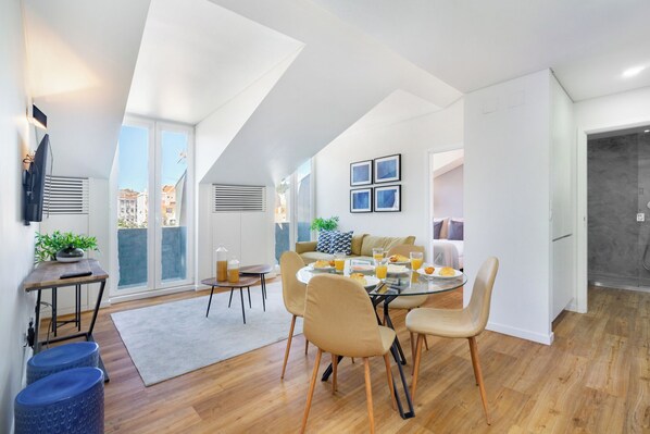 Apartment, 2 Bedrooms | Living area