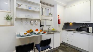Studio | Private kitchenette