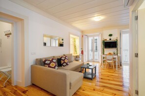 Apartment, 1 Bedroom | Living area