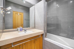 Apartment, 1 Bedroom | Bathroom - Ajuda 31 Premium W/ Elevator & Parking (Lisbon)
