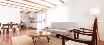 Countryside Charm Near Wedding Venue W/ Bbq Patio