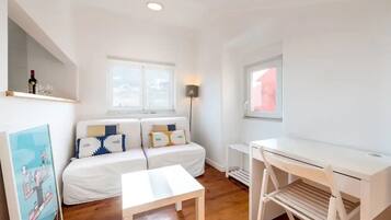 Apartment, 1 Bedroom | Living area
