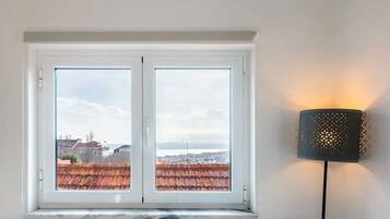 Apartment, 1 Bedroom | Living area