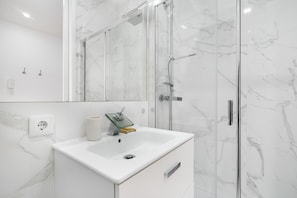 Apartment, 1 Schlafzimmer | Badezimmer | Handtücher
