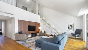 Nhà Duplex, 4 phòng ngủ | Khu phòng khách