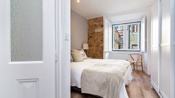 Apartment, 2 Bedrooms | 2 bedrooms, free WiFi