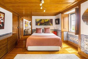 Appartement, 2 slaapkamers | 2 slaapkamers, een strijkplank/strijkijzer, gratis wifi