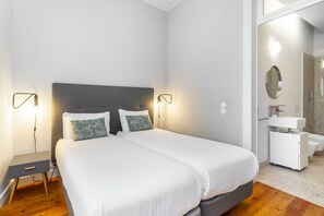 Apartment, 2 Bedrooms | 2 bedrooms, soundproofing, iron/ironing board, free WiFi - Prime Lisbon Living Great For D Nomads & R Workers (Lisbon)