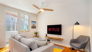 Unclassified image, 3 of 18, button - Formosa #2 Central 2-Bed In Prime Location Perfect To Explore Porto (Porto)
