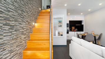 Departamento, 2 habitaciones | Área de sala de estar