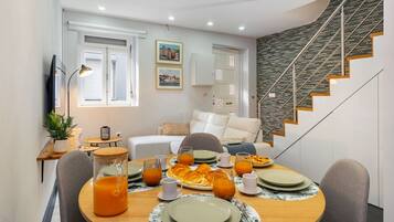 Apartment, 2 Bedrooms | Living area