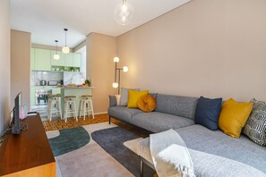 Apartment, 3 Bedrooms | Living area | Flat-screen TV - Sc996 In Top Location 3-Bed Perfect To Explore Porto (Porto)
