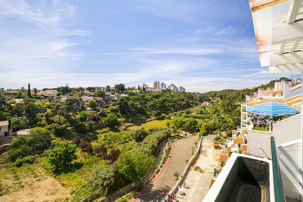Apartamento, 3 habitaciones | Vistas del balcón