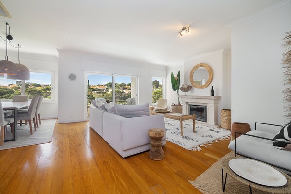 Apartment, 3 Bedrooms | Living area