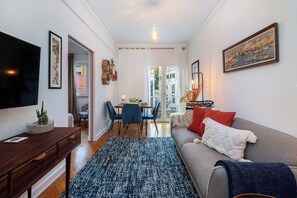 Appartement, 2 chambres | Coin séjour