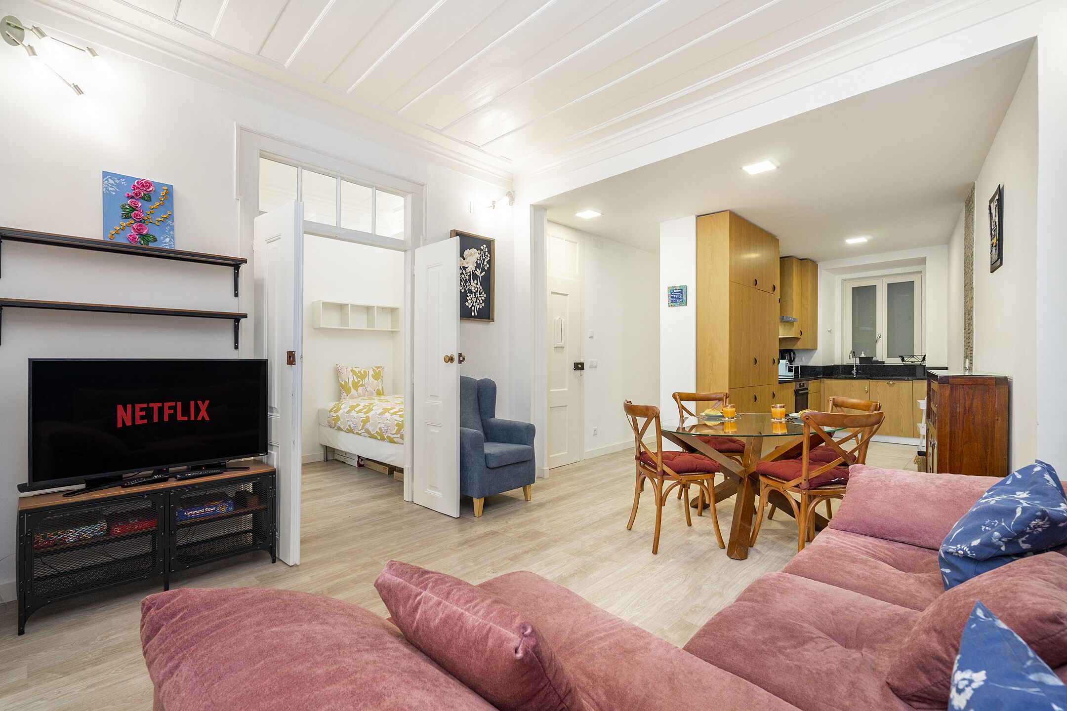Departamento, 2 habitaciones | Área de sala de estar