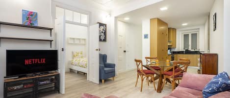 Apartment, 2 Schlafzimmer | Wohnbereich