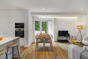 Apartment, 3 Bedrooms | Living area