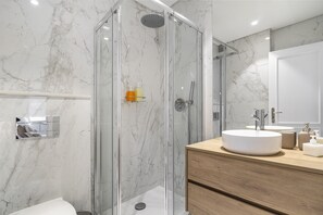 Apartment, 3 Bedrooms | Bathroom - Chic & Stylish Retreat In Estoril'S Finest Location (Cascais)