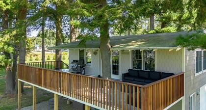 Lakefront w Dock-Pets OK-Amazing Views-Large Deck