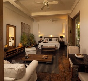 Minibar, in-room safe, blackout drapes, iron/ironing board - Casa Belle Cartagena Hotel Boutique (Cartagena)