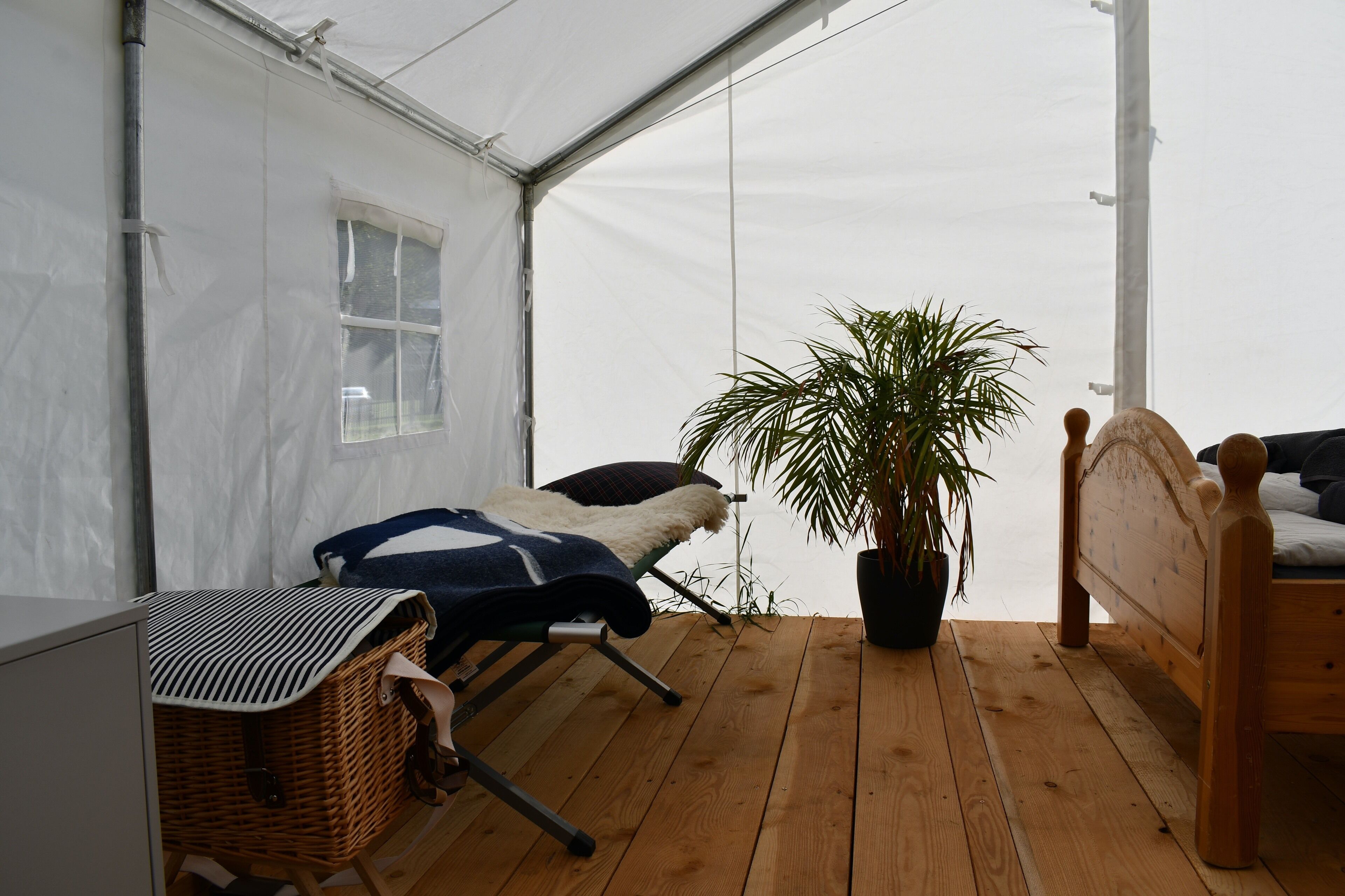 1 غرفة نوم وبديكورات فريدة لكل غرفة وطراز فريد لكل وحدة ومكتب