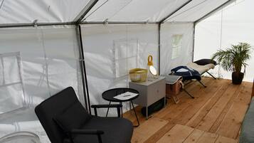 1 Schlafzimmer, individuell dekoriert, individuell eingerichtet