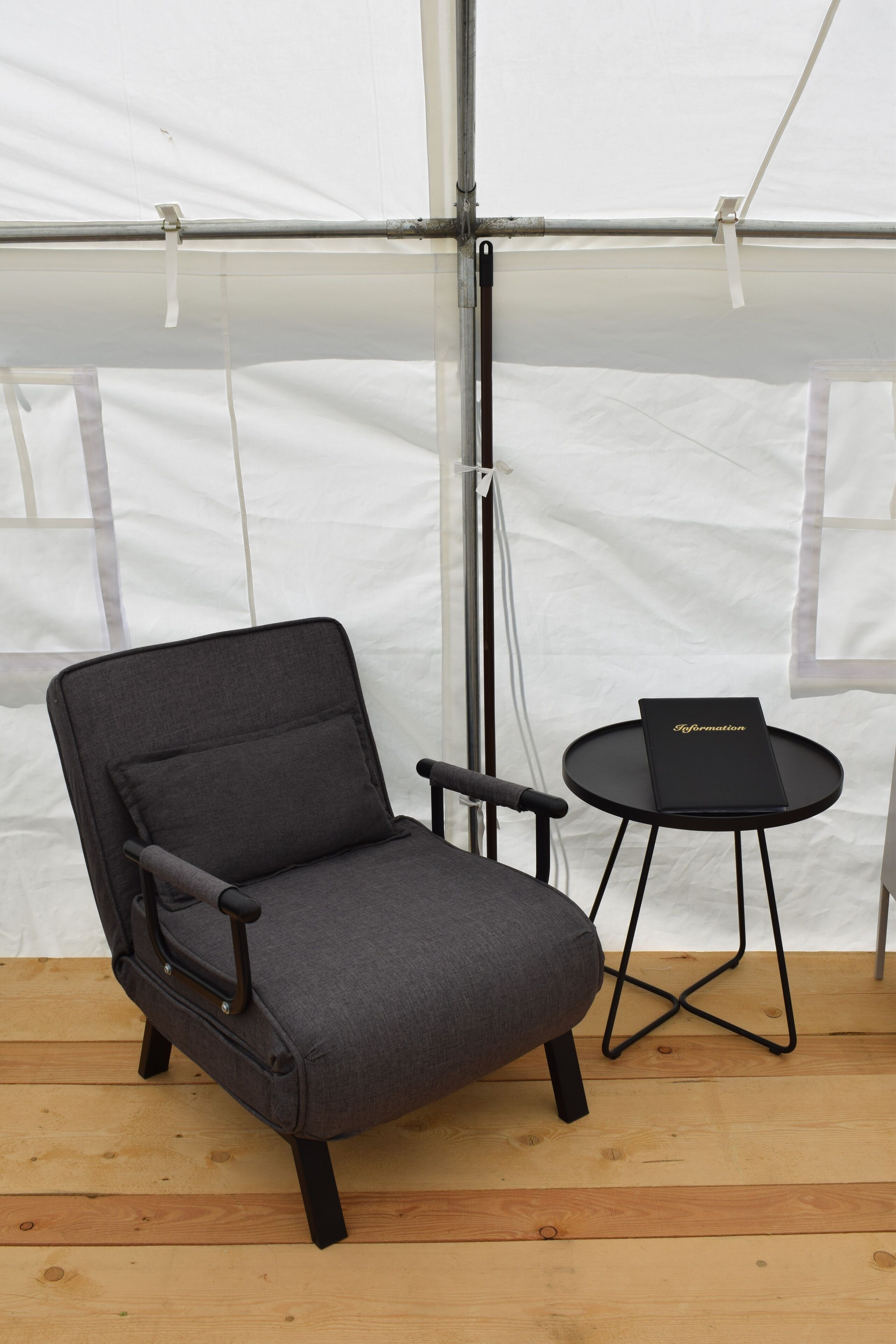 Tienda de campaña Confort, vista a la montaña | Servicios de la habitación