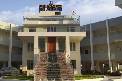 Srinivasa Hotel