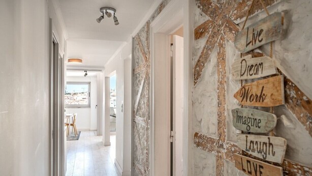 Interior - Sunny Apartment in Bica by Lisbeyond (Lisboa)