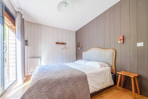 2 bedrooms, iron/ironing board, travel cot, free WiFi - La Cabane du Pont du Douet (Mazières-de-Touraine)