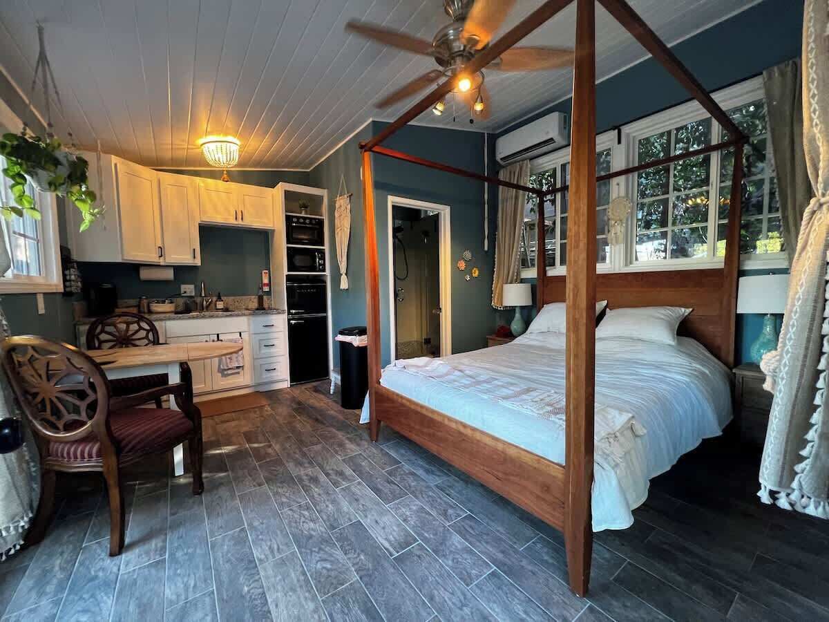 1 soverom, strykejern/-brett, wi-fi og sengetøy