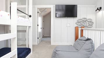 3 slaapkamers, reisbedje, wifi, beddengoed