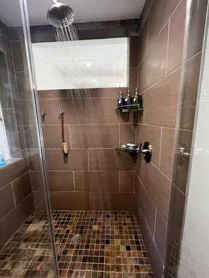 مجففات شعر، مناشف