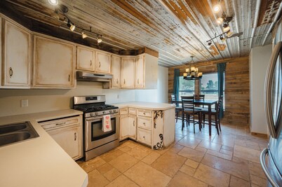 Pet-Friendly 3BR Furnished Home w/ Large Yard