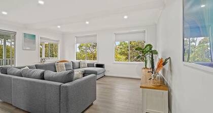 Aqua Breeze by Experience Jervis Bay