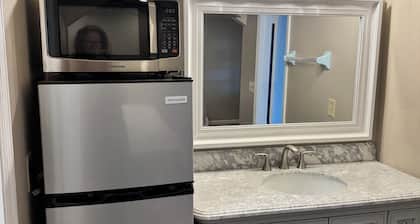Charming studio with AC and WiFi in fabulous Alachua