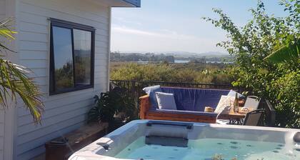 SPA POOL, PEACEFUL, PRIVATE SANCTUARY at PLUM TREE COTTAGE