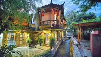 Ngoại thất