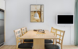 Dining - Gudhjem Søpark Lejl. 18 (Gudhjem)