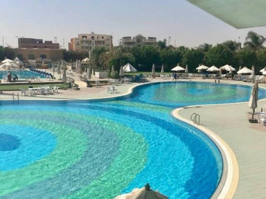 3 outdoor pools