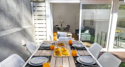 Suburban Serenity Family Home With Pool