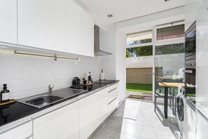 Apartment, 2 Bedrooms | Private kitchen | Electric kettle, toaster - Suburban Serenity Family Home With Pool (Oeiras)