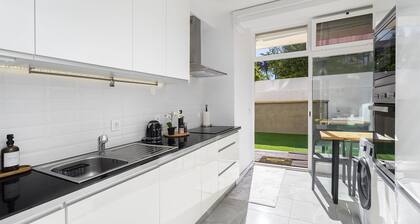 Suburban Serenity Family Home With Pool